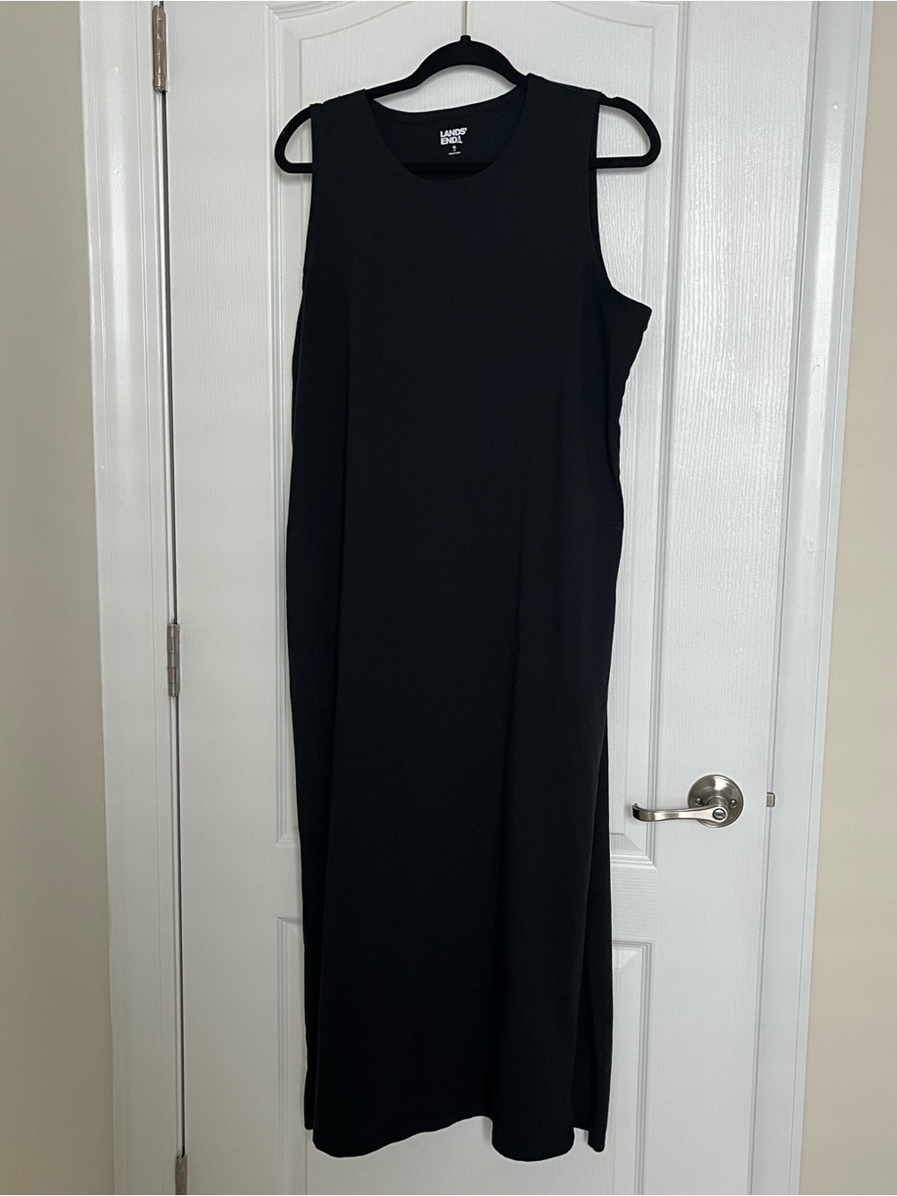 Lands' End Black Sleeveless Maxi Dress